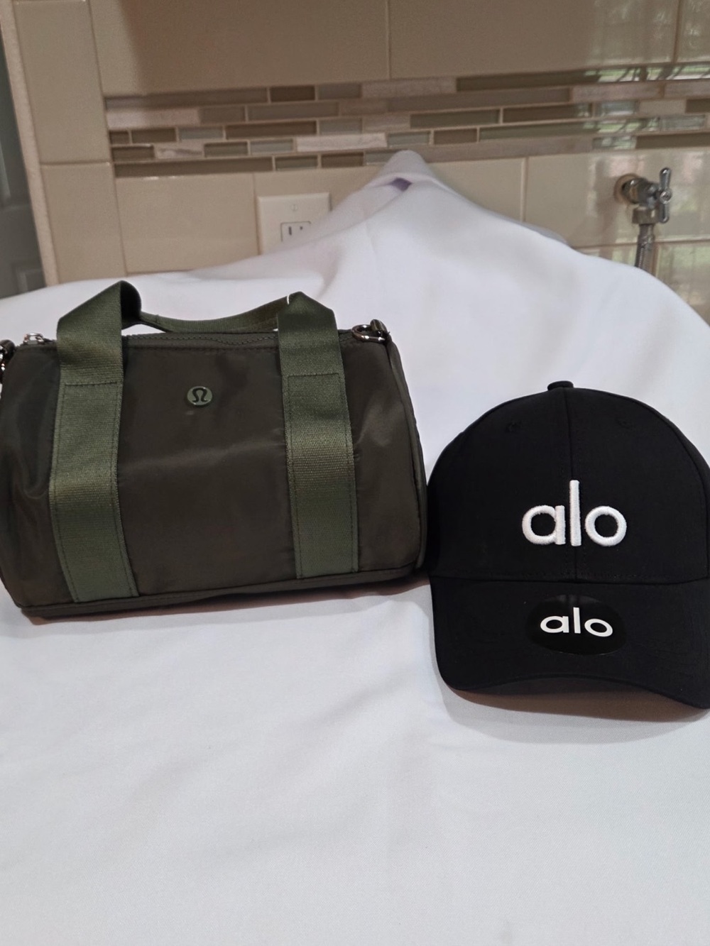 lululemon athletica Olive Green Toiletry Bag